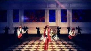 Dolly - GOTHIC PARTY