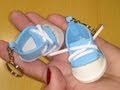 Como fazer um mini tênis de chaveiro em EVA para chá de bebê