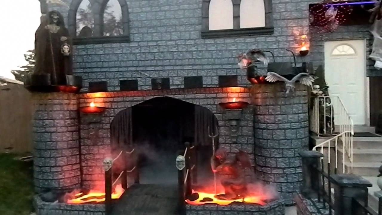 Halloween Castle House Decoration 2011 - YouTube