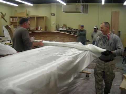 Fiberglassing a Wood Strip Canoe - WoodZone.com - YouTube