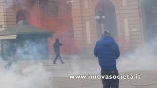 9 dicembre, Torino: scontri in piazza Castello