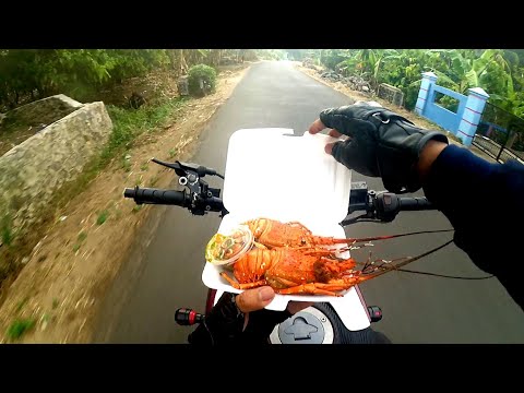 Funny vlog ...eat delicious LOBSTER in street