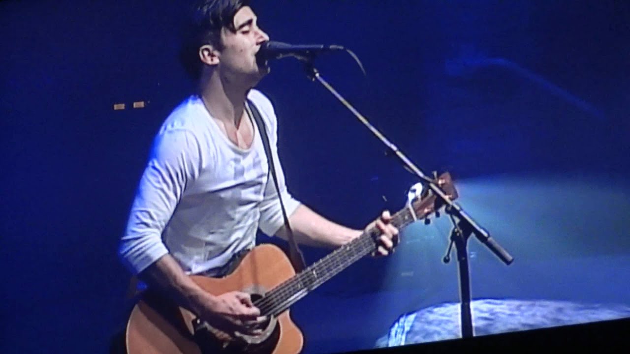 Phil Wickham - SingAlong 2 - Heaven Fall Down Live at Calvary Chapel ...