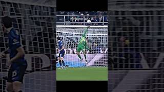 What a save from Di Gregorio 🧤🤯?? #juventus #seriea