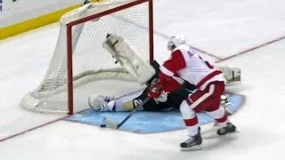 Fleury flips on his back to deny Alfredsson