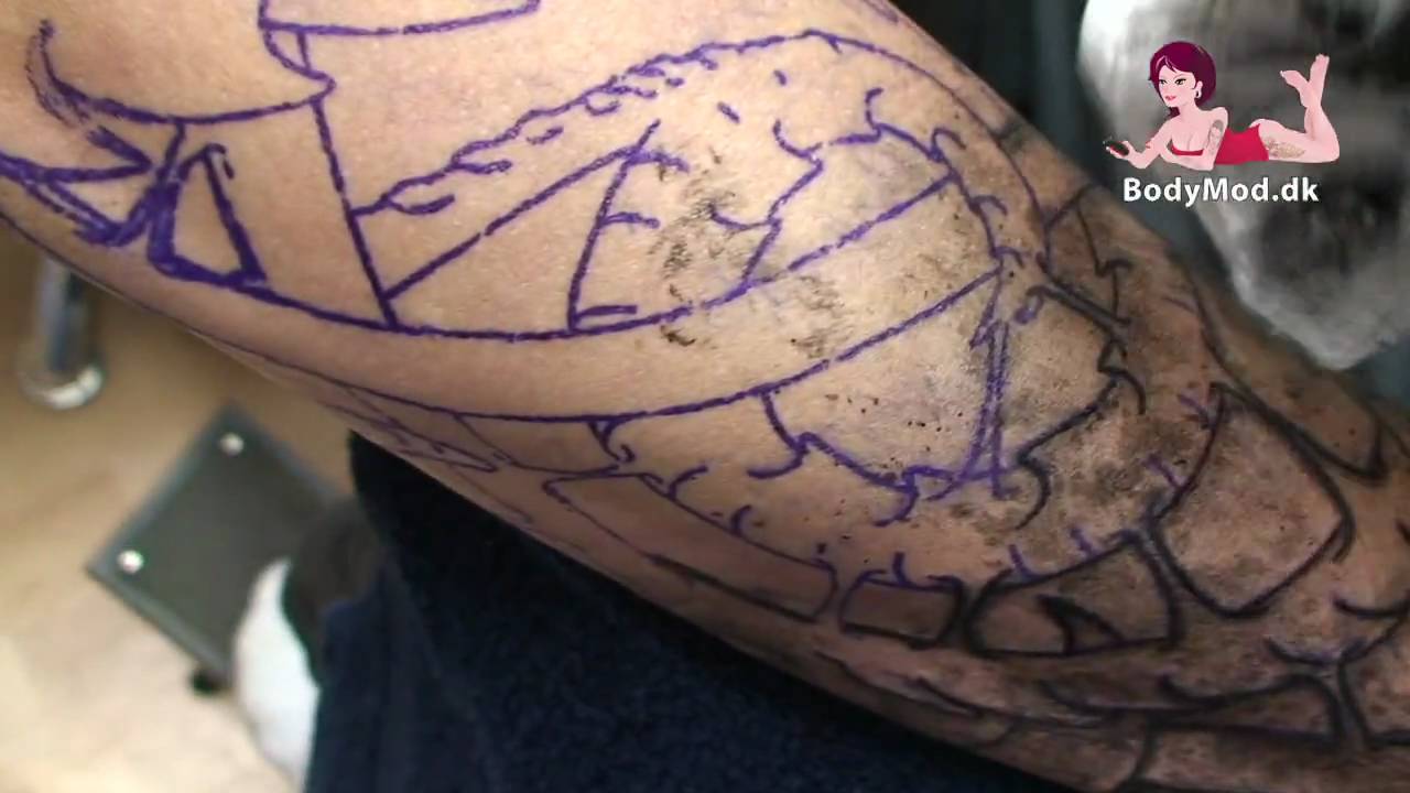 biomechanic tattoo tap tattoo studio youtube biomechanic tattoo tap tattoo studio youtube
