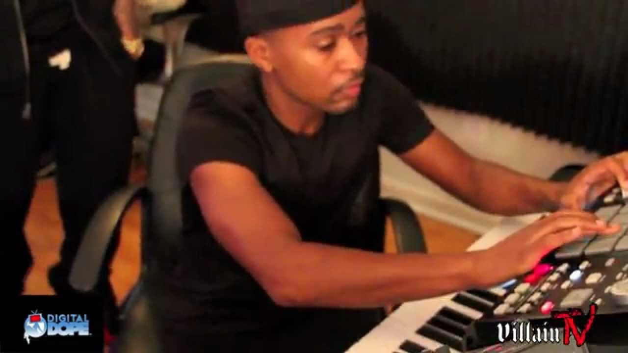 Zaytoven Making A Beat For Eldorado Red (ZAYTOWN EP. 5) 2013 - YouTube