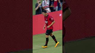 Ricardo Oliveira scores for AC Milan Glorie ❤️🖤? | #shorts | Reencuentro de Gigantes