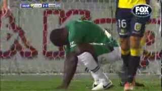 Emile Heskey Horrific Miss against Central Coast Mariners