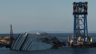 Les opérations de renflouage du Costa Concordia en retard