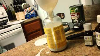How to Make Natural Shampoo: Easy Recipe