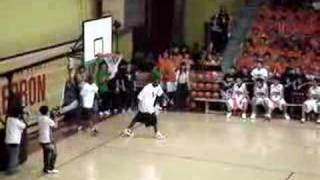 Lebron James dunk @ Hong Kong Nike League Exhibition