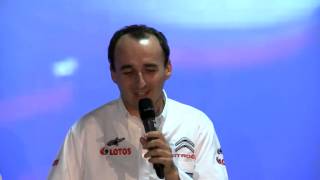 Robert Kubica odpowiada - pierwszy dzień w bolidzie F1! (LOTOS Emocje do Pełna)