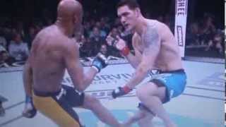 ANDERSON SILVA QUEBRA PERNA  NA LUTA  DO DIA 28/12/2013 MOMENTO EXATO