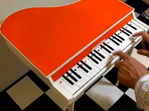 video Bontempi Toy Piano Review