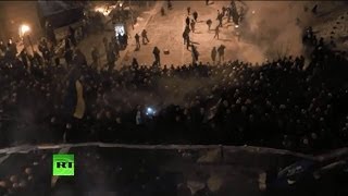 Разбор баррикад на Майдане обернулся беспорядками, есть пострадавшие