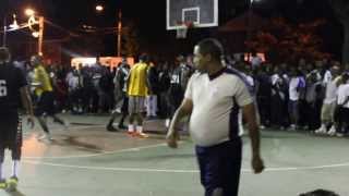 Kevin Durant playing in the WATTS League basketball game in washington DC 2013