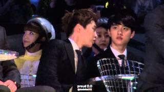 131122 MAMA 경수가 한일 1.박수치기 2.우민이 앉아!! 3 눈알 굴리기 4.마지막으로 입술정리