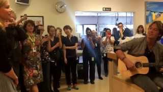 Nicole Kidman & Keith Urban visit Monash Children's Hospital and perform Amazing Grace with staff.