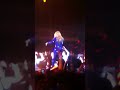 Guy slaps Beyonces ass, and she put him in his place!