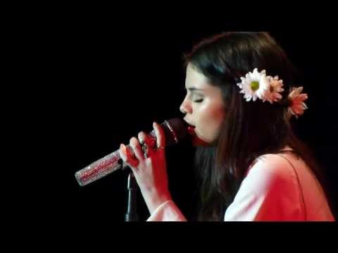 Selena Gomez sings  Who Says  @ Best Buy Theater NYC 2013 CUT