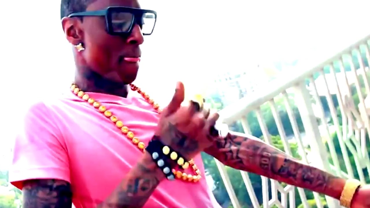 Soulja Boy Tell'em Pretty Boy Swag (Official Video). 