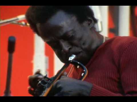 90. Miles Electric: A Different Kind Of Blue(Murray Lerner, 2004)