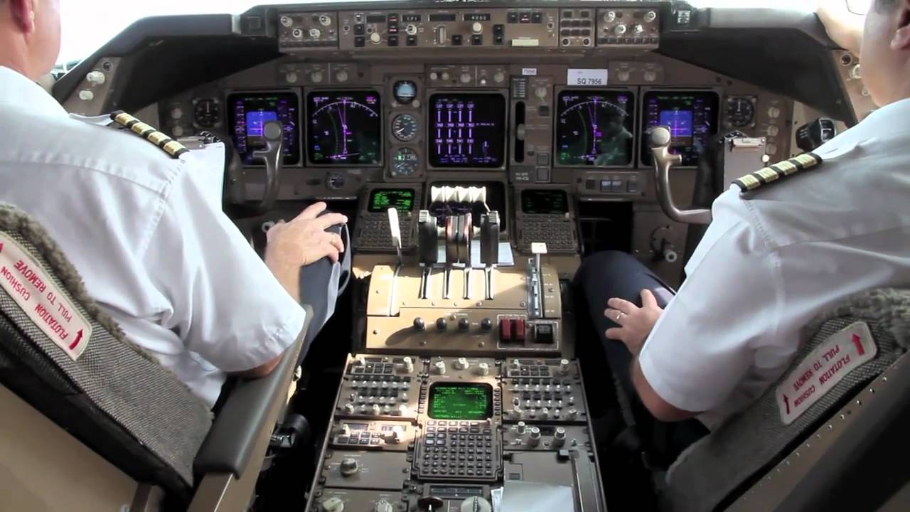 747 cockpit views