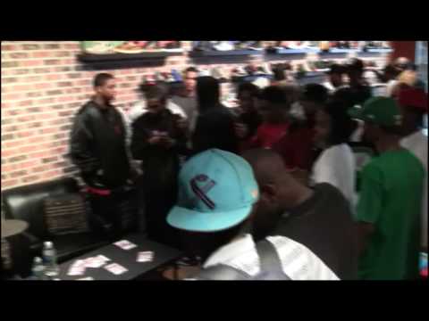 Wiz Khalifa - In-Store Appearance @ gotSOLE? sneaker boutique in Indianapolis on 10.3.09