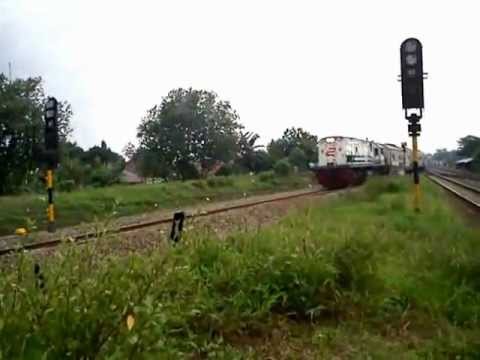 Kereta Api Indonesia - YouTube