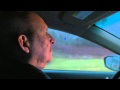 Paul Mansfield dans sa voiture