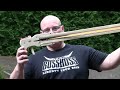 Shooting throwing knives with the slingshot