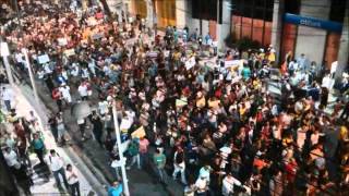 Chegada da manifestação ao Recife Antigo