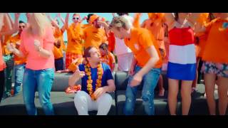 Mattie & Wietze - 'Kop Die Bal In De Goal' (videoclip)