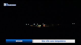 GABON / MOABI : UNE VILLE SANS LAMPADAIRES