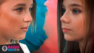 Катя Адушкина & Даша Щербакова - Улететь Скачать клип, смотреть клип, скачать песню