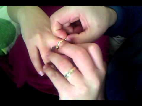 pregnancy and stuck wedding rings