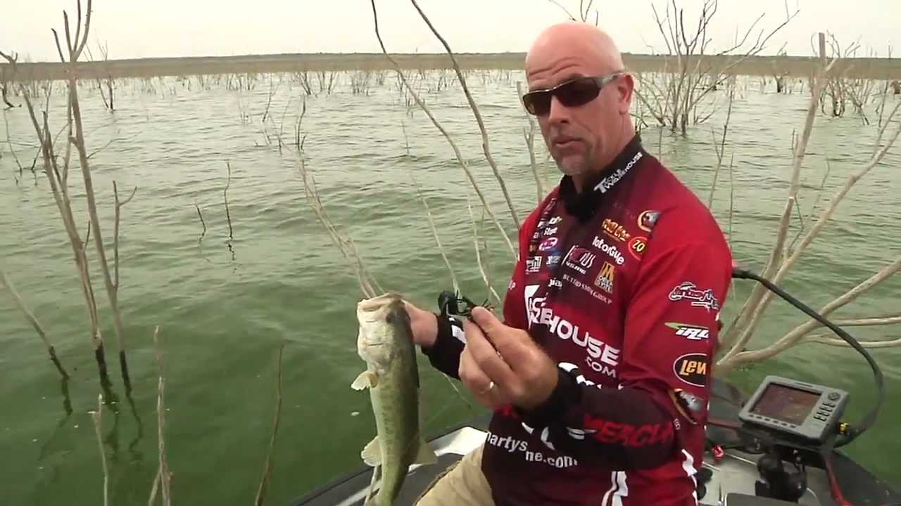 trophy bass 1 jig mission falcon lake in fishing planet