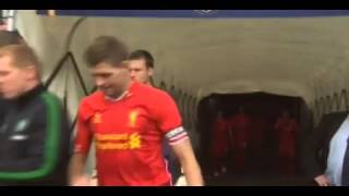 Steven Gerrard  Pushes Neil Lennon