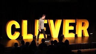 Pee Prank Live On Stage!