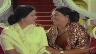 Chhaya Devi Irritates Anjali With Dumb Jokes  Hilarious Scene