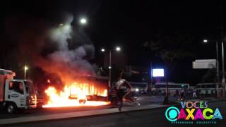 Enfrentamiento entre normalistas y policía estatal OAXACA