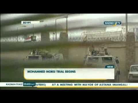 Mohammed Morsi trial begins in Egypt. The former leader and his 35 allies, who are also considered guilty, arrived in Cairo. According to media reports, the new lawyer will represent the interests of Morsi at this hearing, since previous one refused to conduct a case. It should be reminded that Mohammed Morsi and his allies are accused of organizing mass escape of his supporters from Egyptian prisons in 2011. It is assumed that the escape entailed violence and numerous murders of law enforcement officers. In addition, the former president is accused of killing dozens of demonstrators, preparing terrorist attacks and espionage. If he is found guilty, he may face the death penalty.