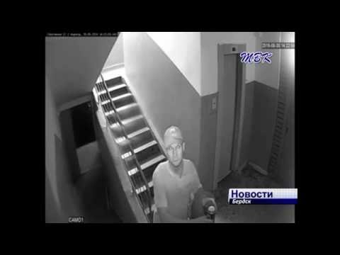 Из подъезда бердской девятиэтажки украли видеокамеру