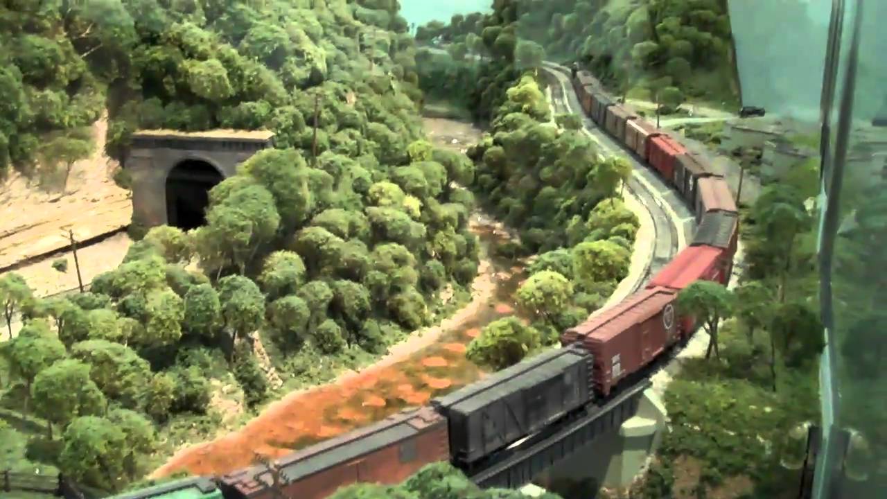 Western PA Model Railroad Museum Train Show 2010 - YouTube