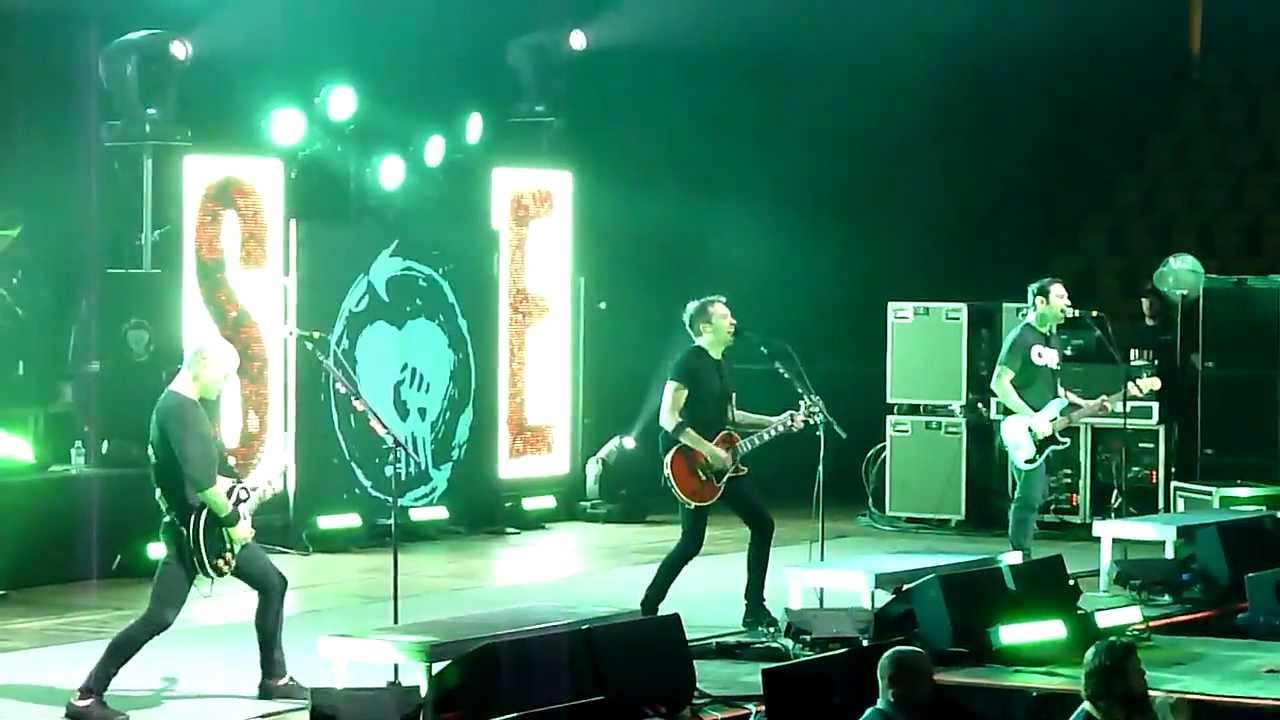 HD] Re-Education Through Labor - Rise Against - Patriot Center 2/5/12 ...