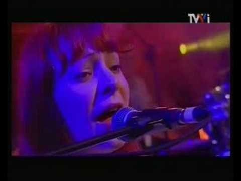 46. Camera Obscura Lloyd, I’m Ready To Be HeartbrokenELEFANT CD SINGLE | 2006