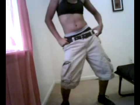 Stud dancing to trey songz holla if you need me - YouTube