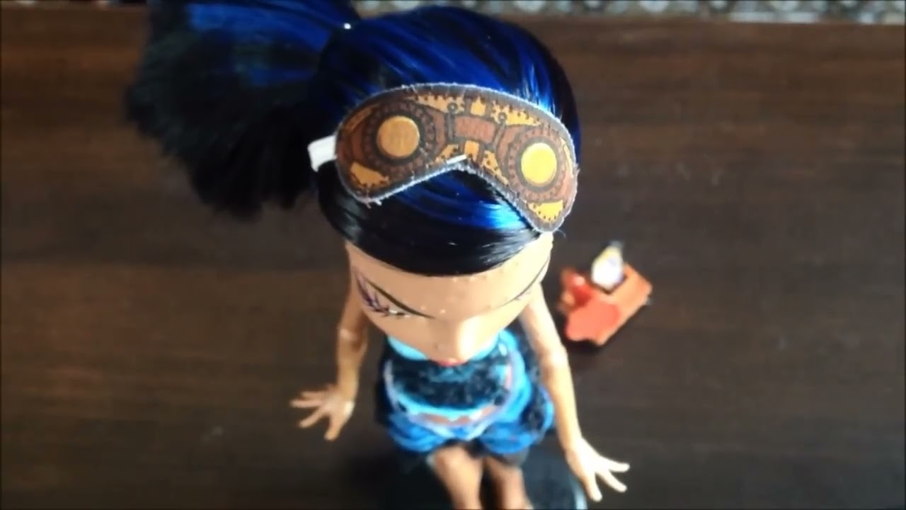 Monster High Robecca Steam Dead Tired Wave 3 обзор на русском - Youtube