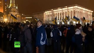 Ситуация на Украине накаляется из-за приостановки евроинтеграции